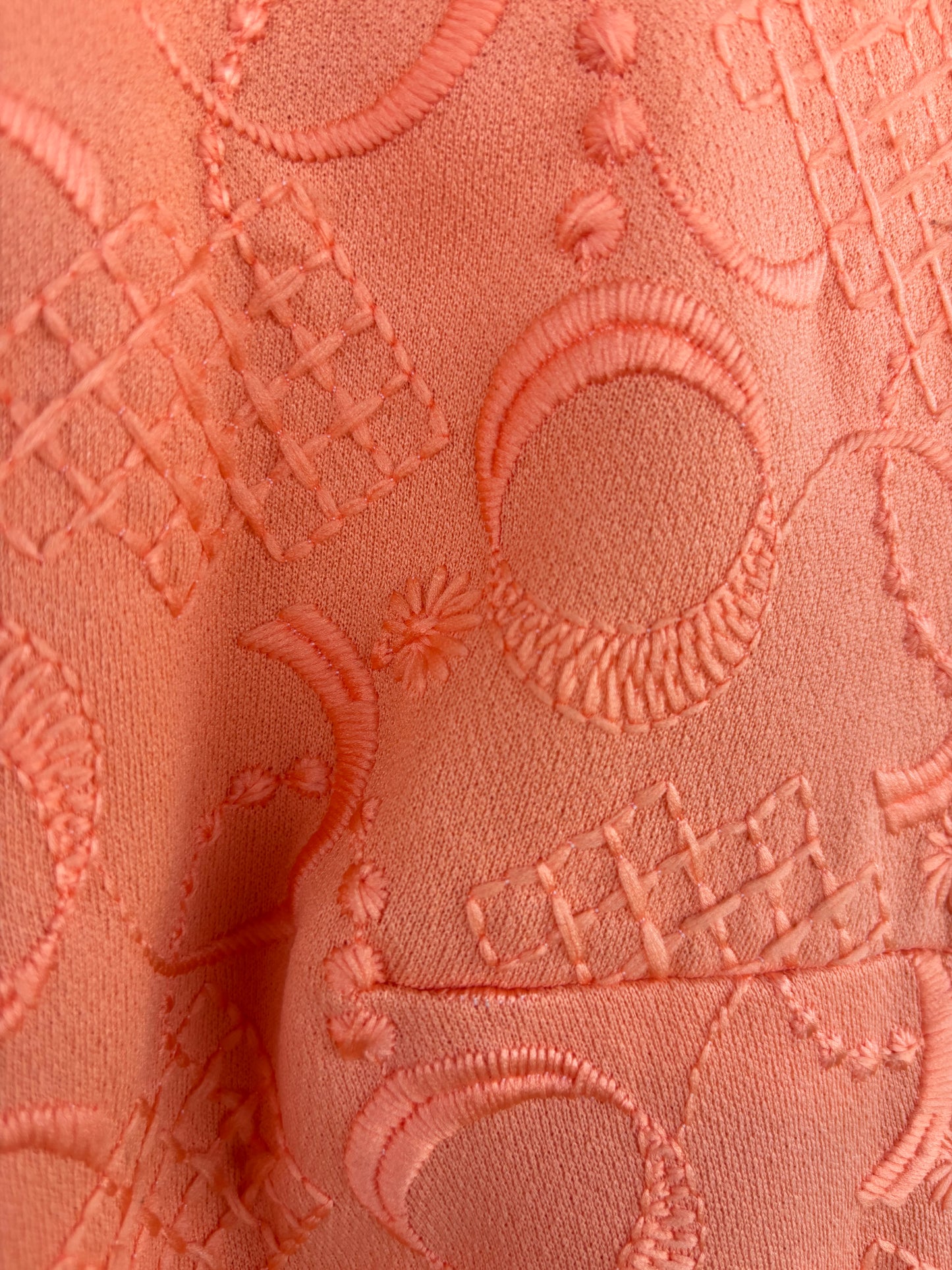 Vestido 60s Bordado Coral