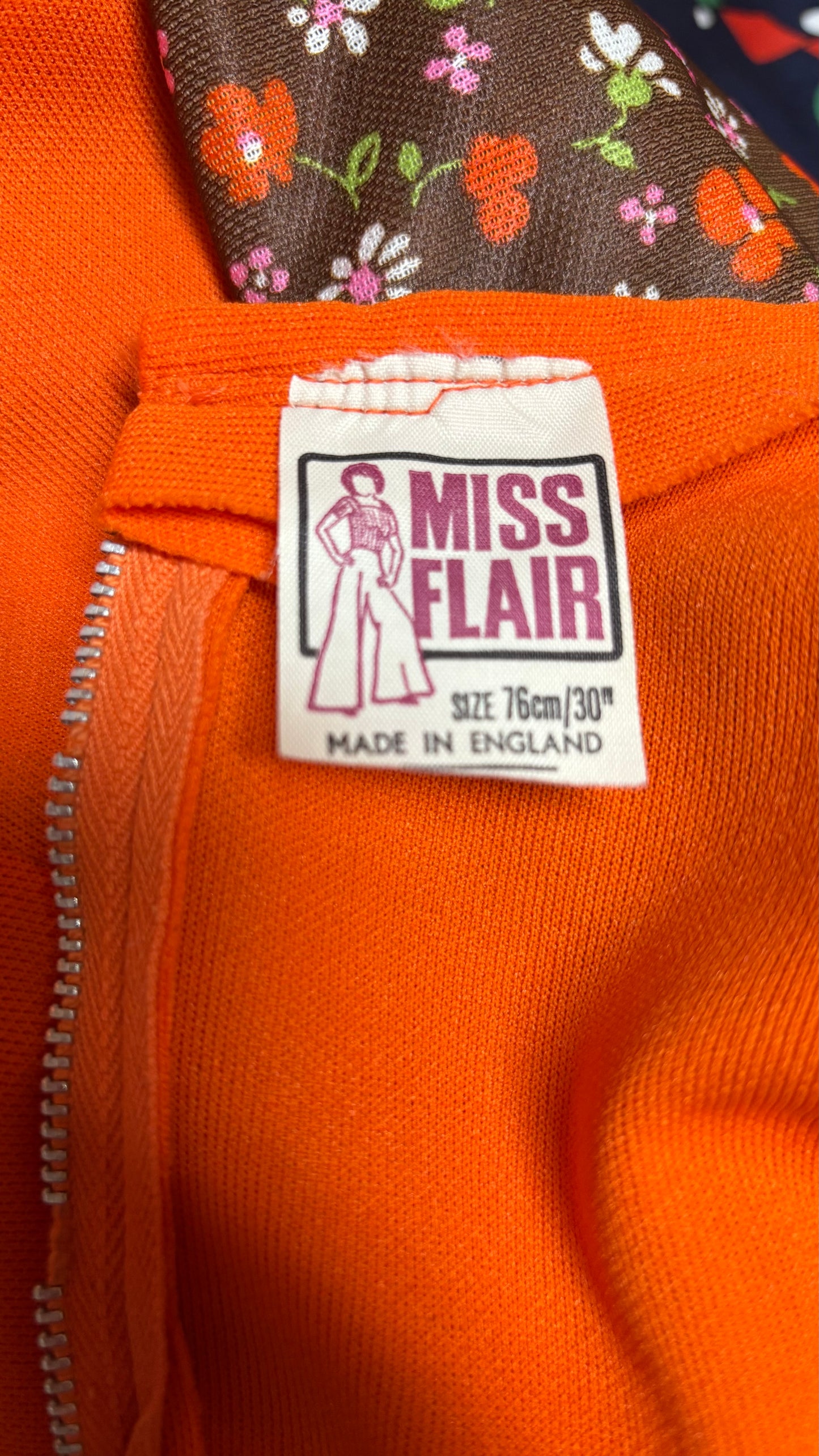 Vestido 70s Miss Flair