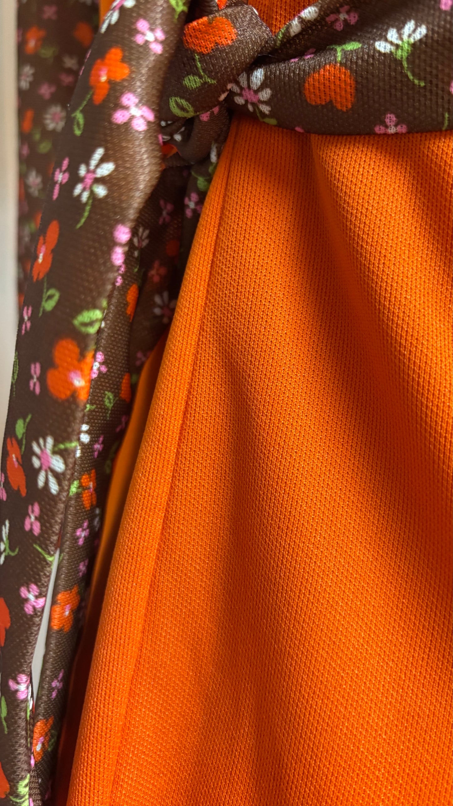 Vestido 70s Miss Flair